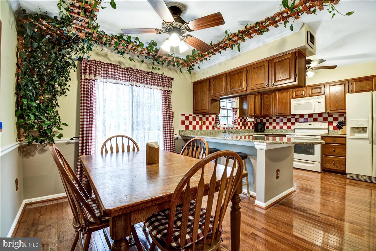 WHITE OAK - Residential