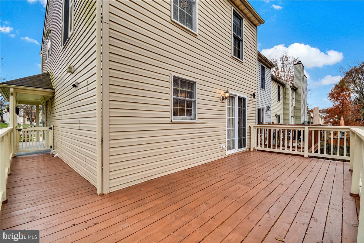 WHITE OAK - Residential