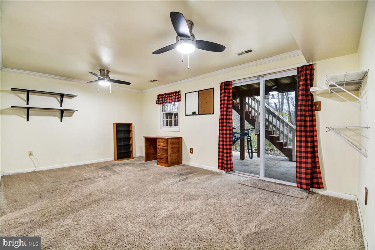 WHITE OAK - Residential