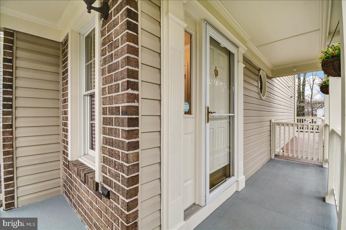 WHITE OAK - Residential