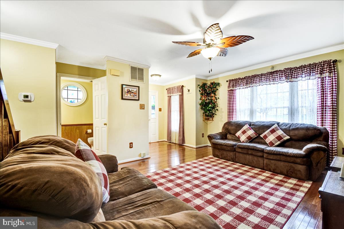 WHITE OAK - Residential