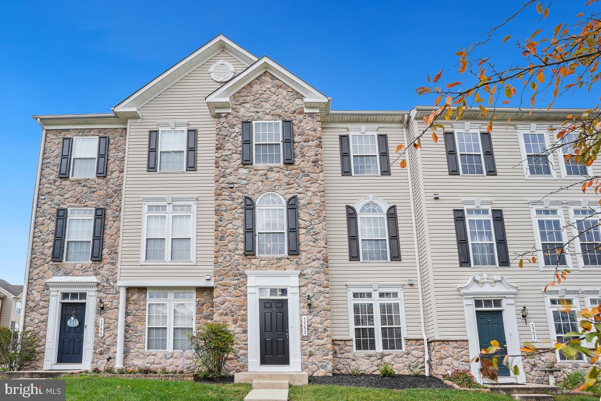 VILLAGES OF DORCHESTER - Residential