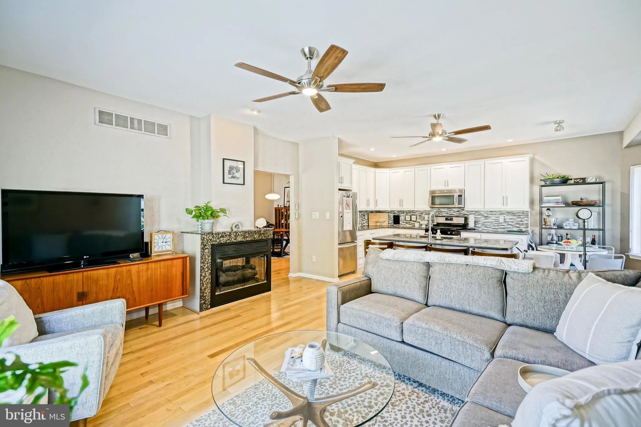 Rehoboth Beach, Delaware 19971, United States, 3 Bedrooms Bedrooms, ,2 BathroomsBathrooms,Residential,Active,90776