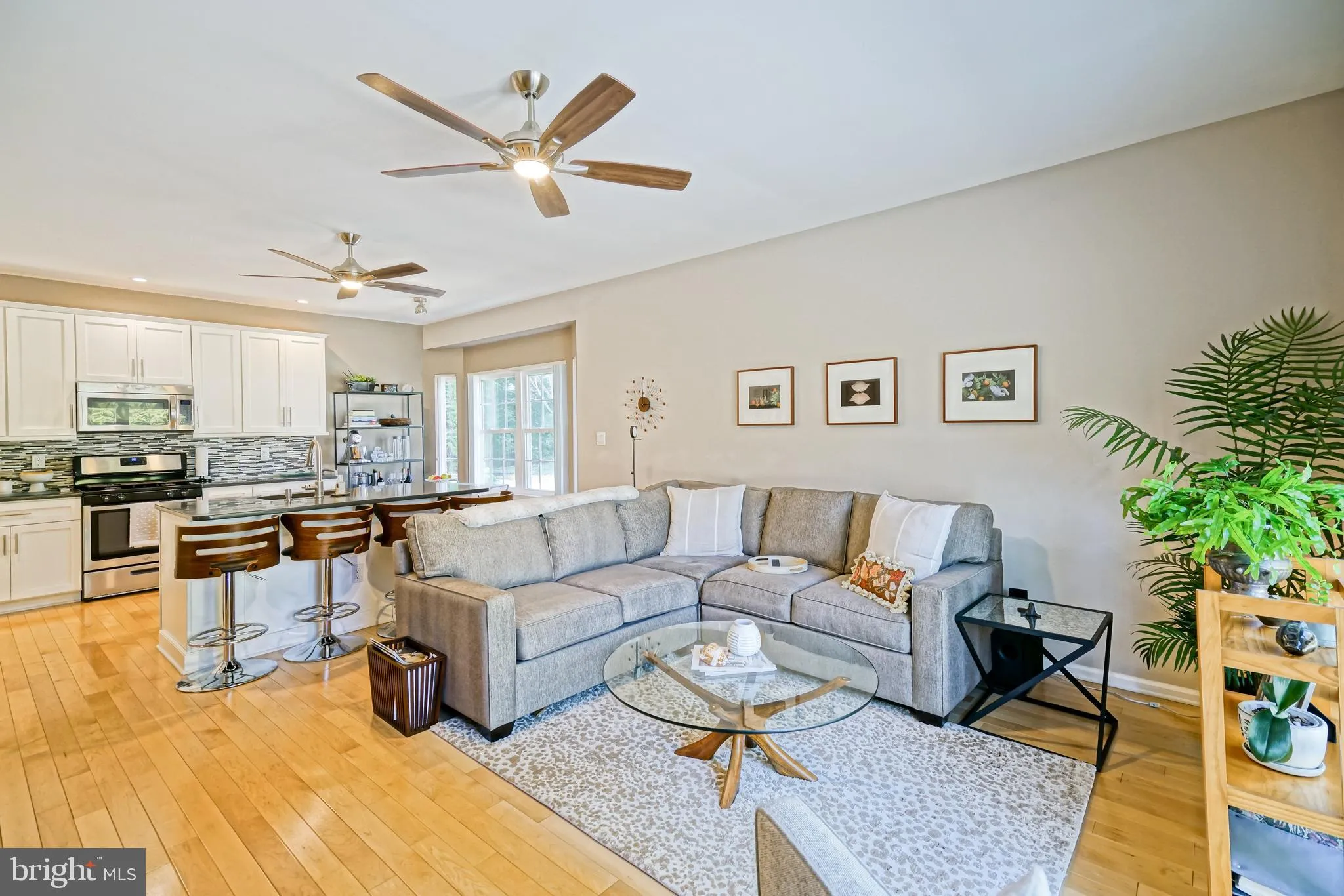 Rehoboth Beach, Delaware 19971, United States, 3 Bedrooms Bedrooms, ,2 BathroomsBathrooms,Residential,Active,90776