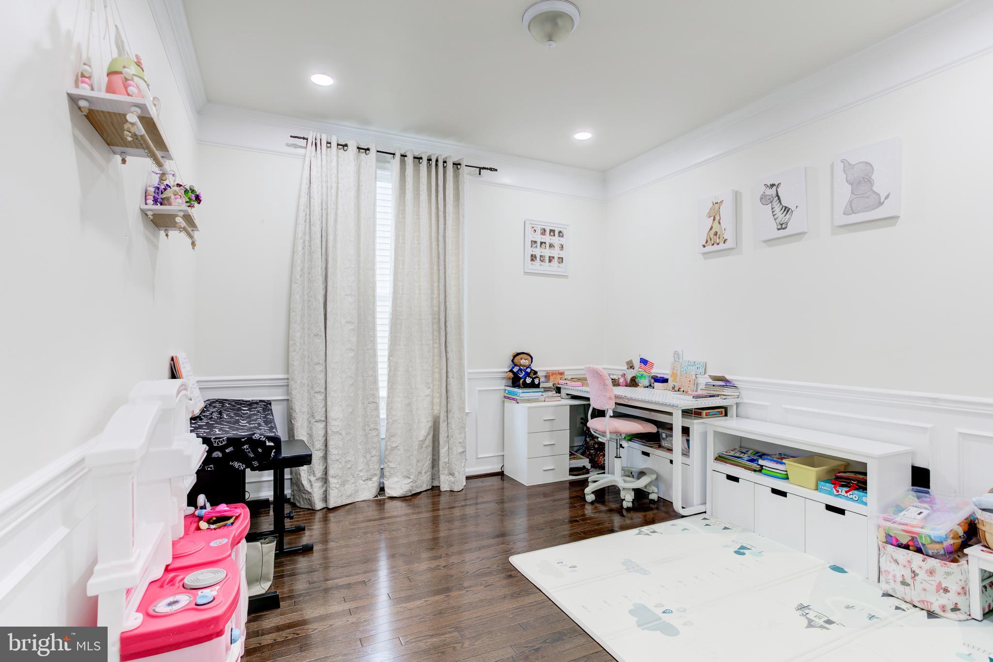 BRAMBLETON - Residential
