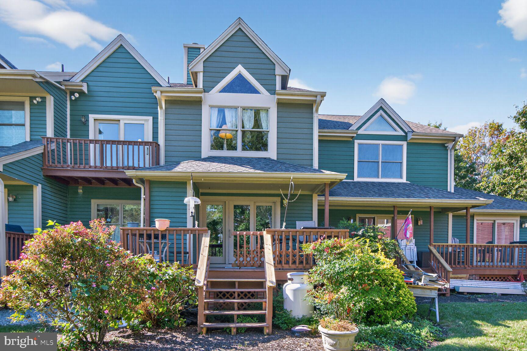 MILL CREEK CONDOMINIUMS - Residential