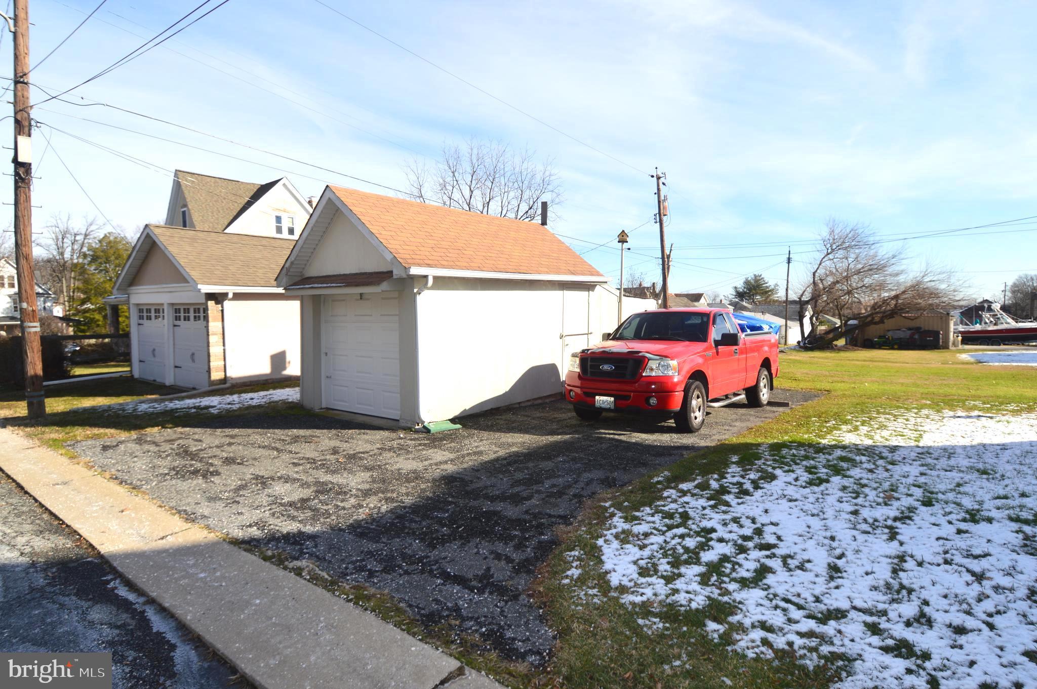 OVERLEA - Residential