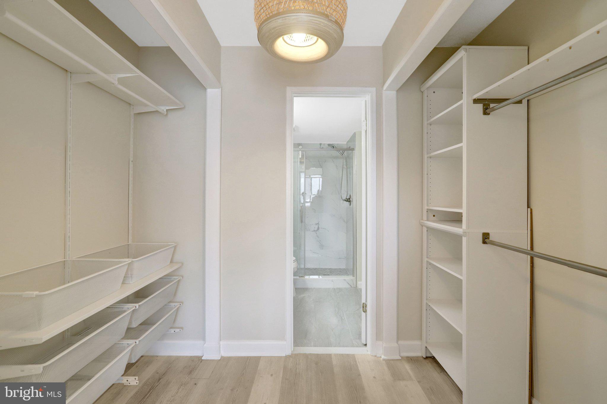 HERITAGE COURT - Residential