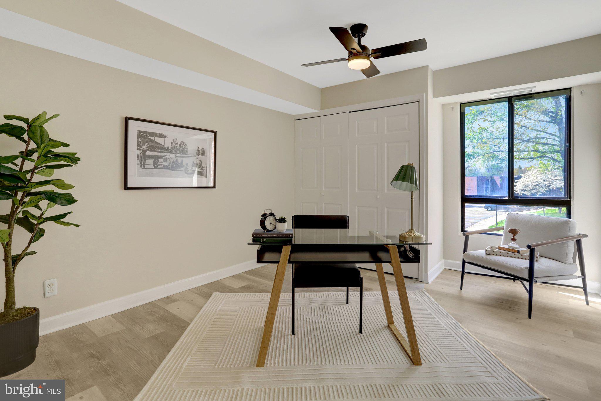 HERITAGE COURT - Residential