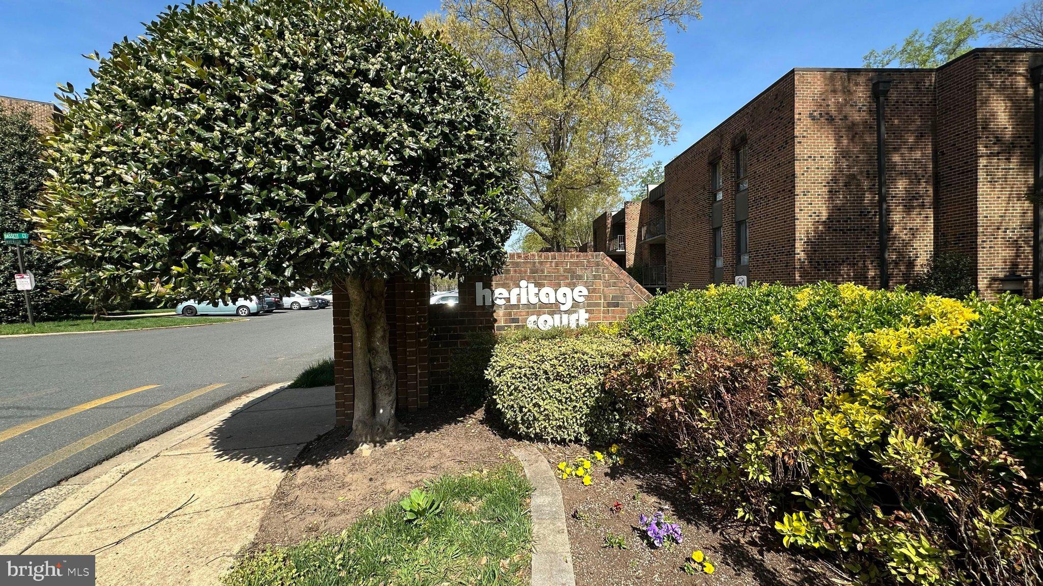 7800 DASSETT COURT 204