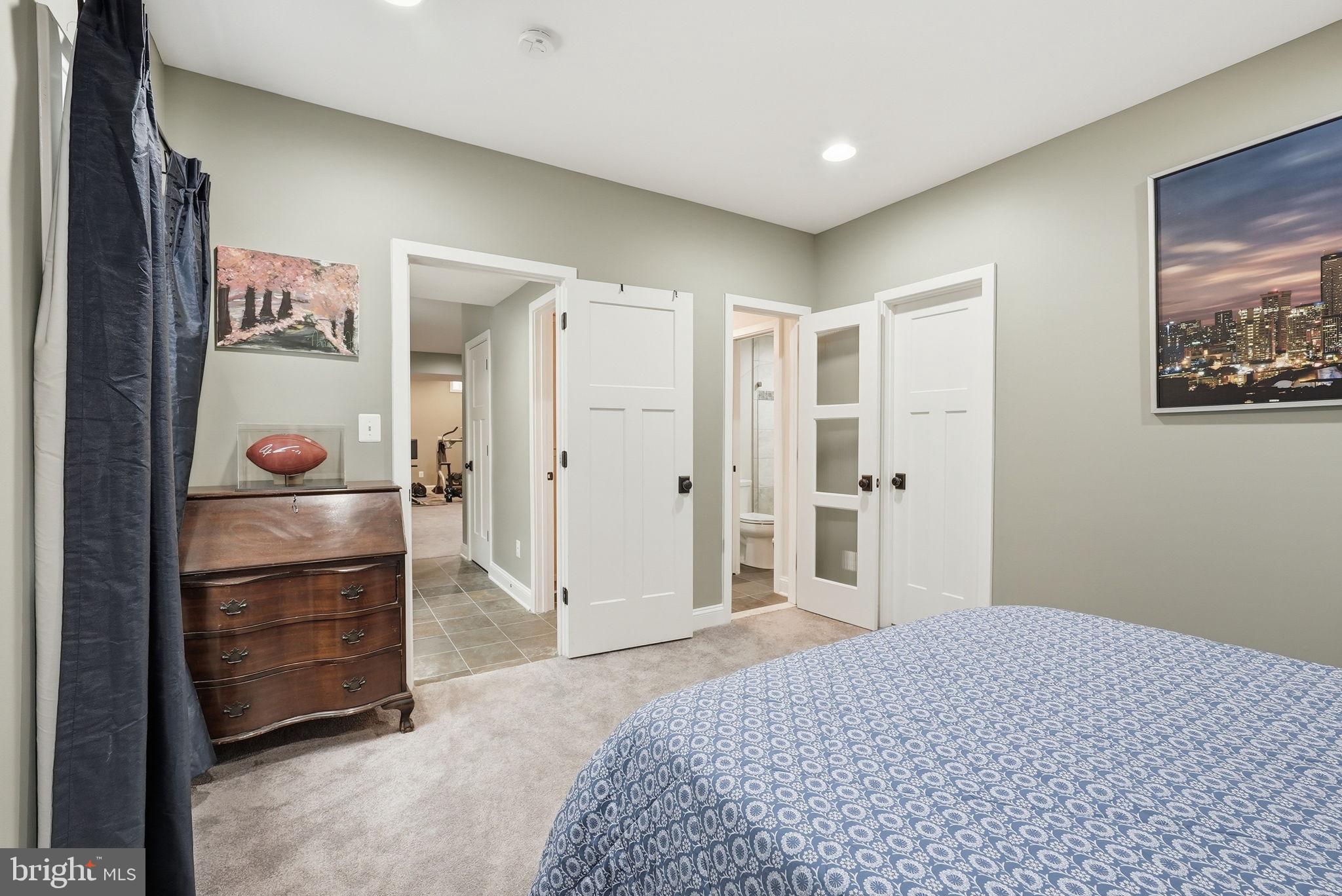 VIRGINIA FOREST - Residential