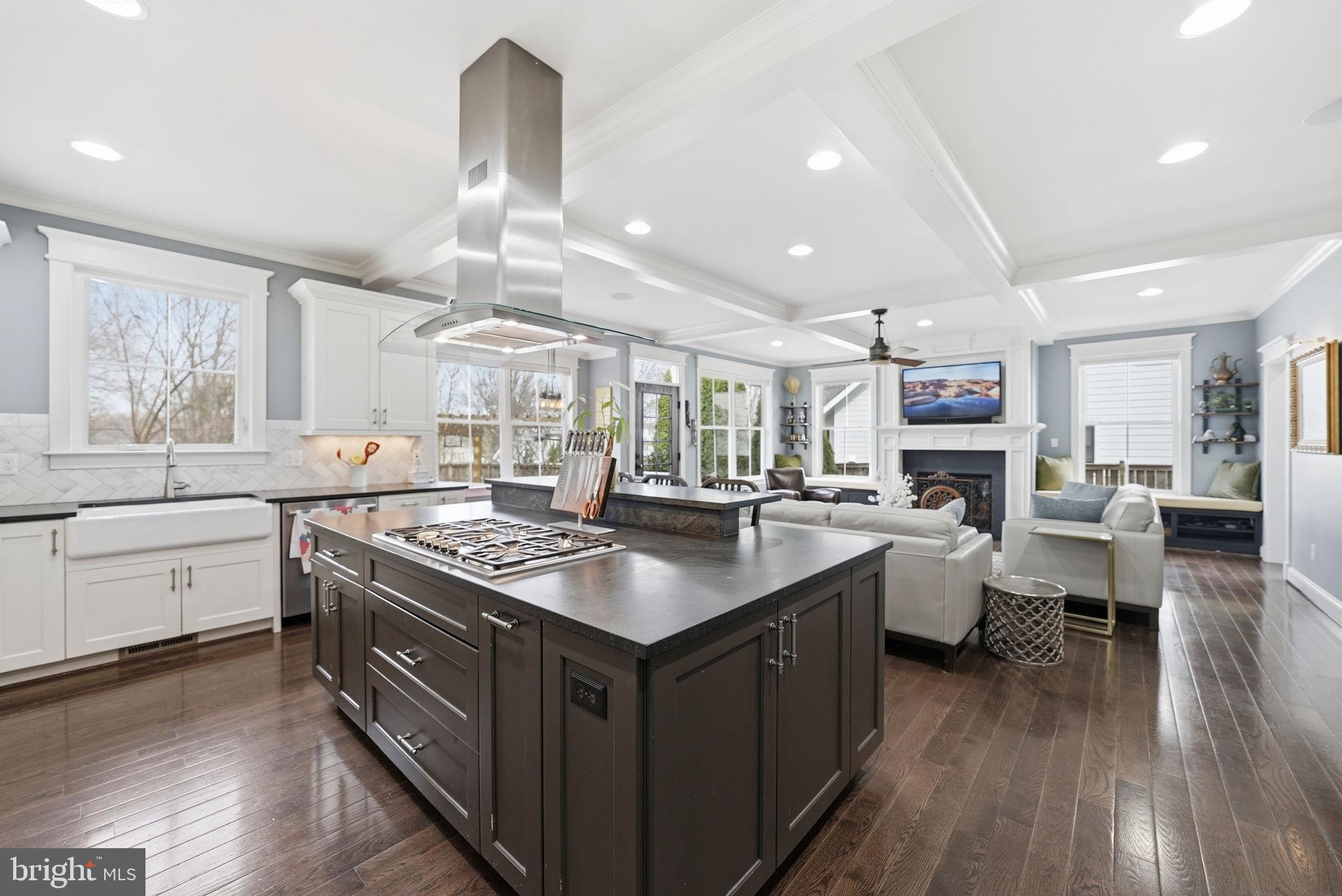 VIRGINIA FOREST - Residential