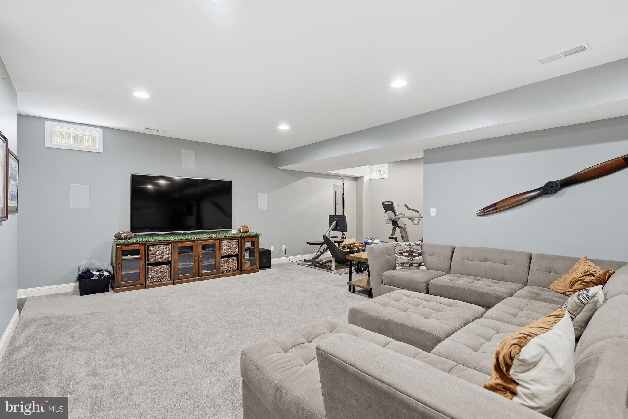 VIRGINIA FOREST - Residential