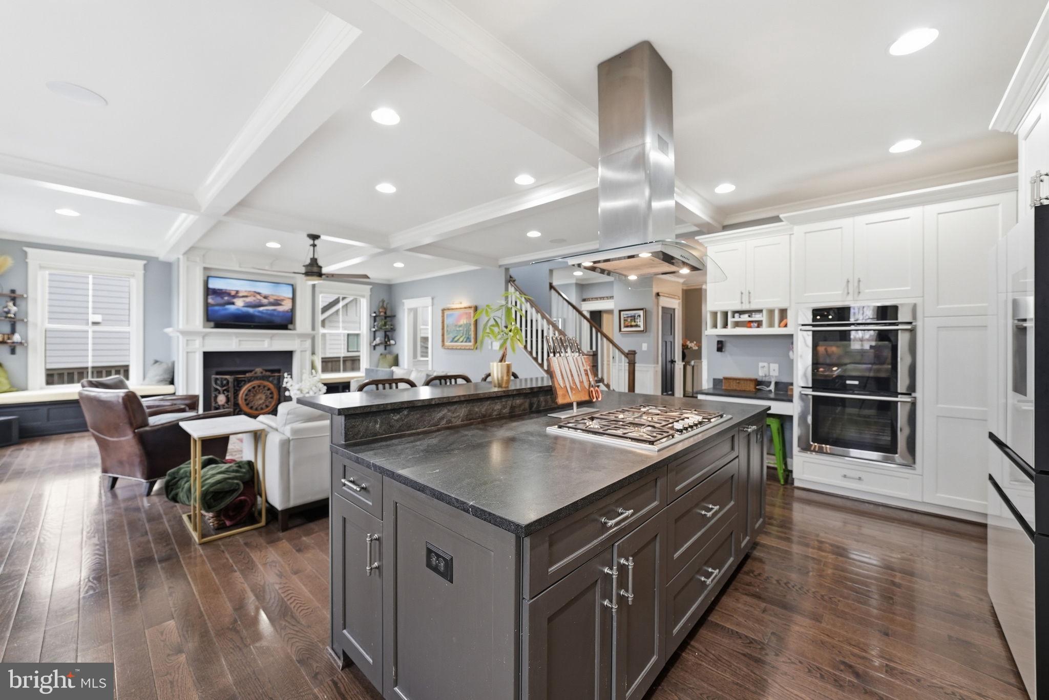 VIRGINIA FOREST - Residential