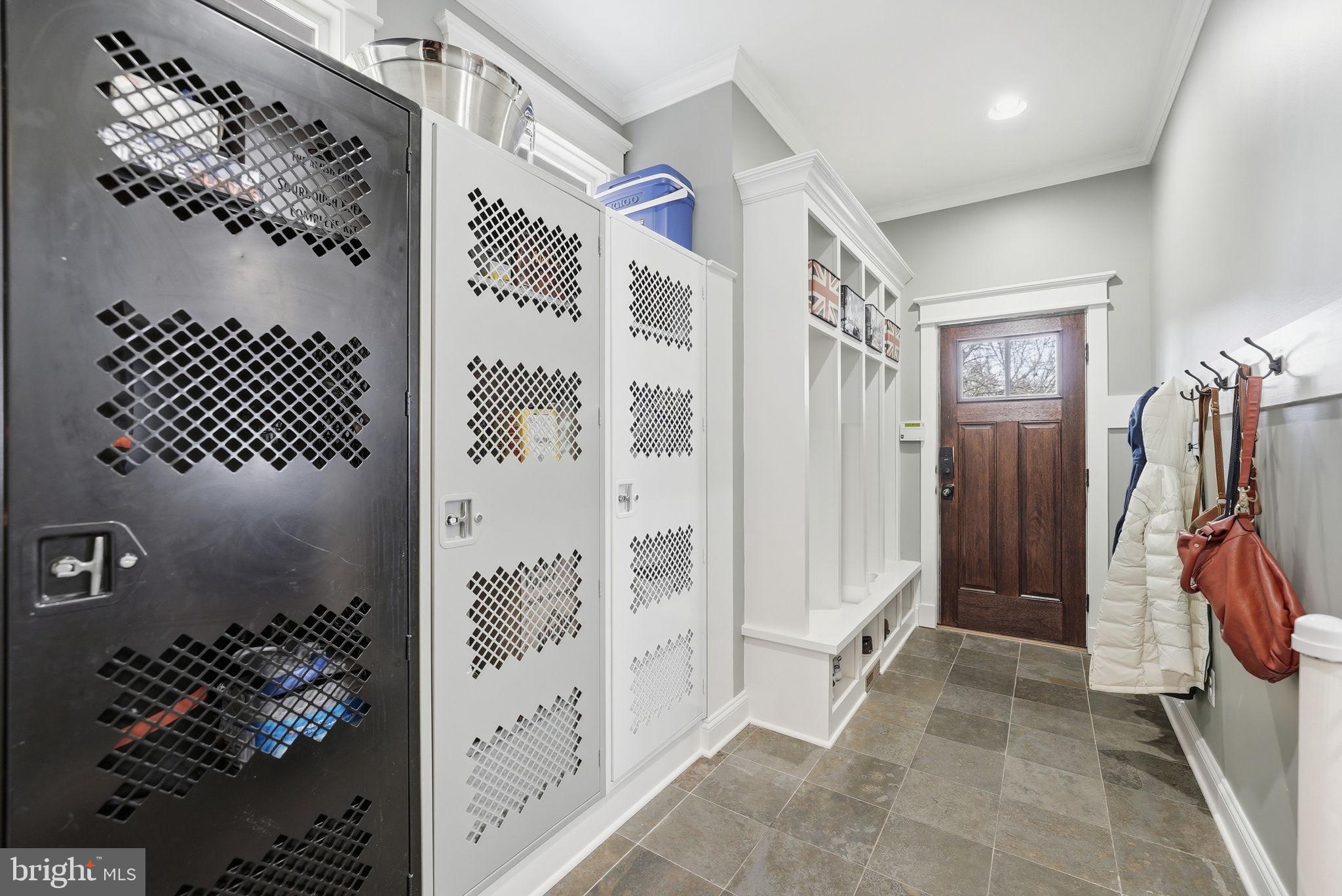 VIRGINIA FOREST - Residential