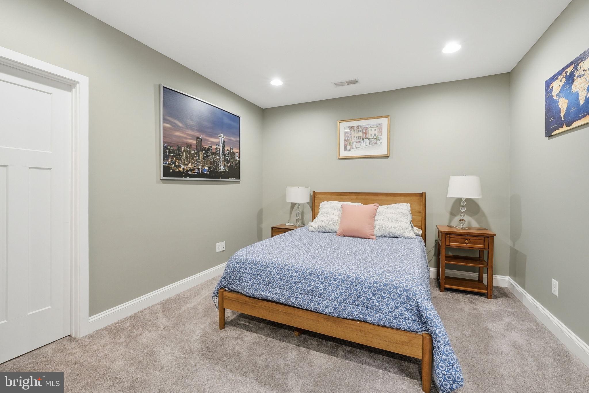 VIRGINIA FOREST - Residential