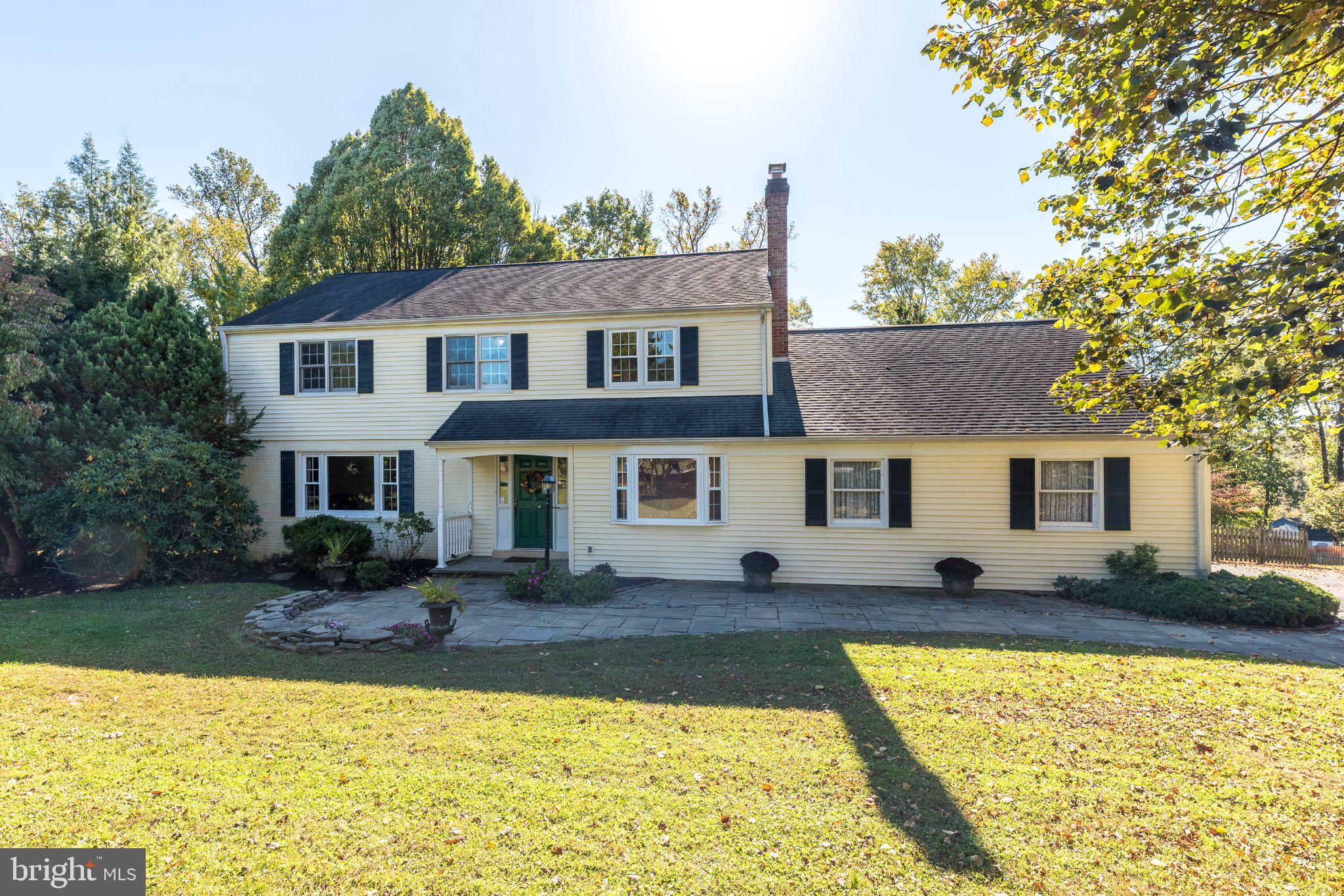 802 HESSIAN CIRCLE