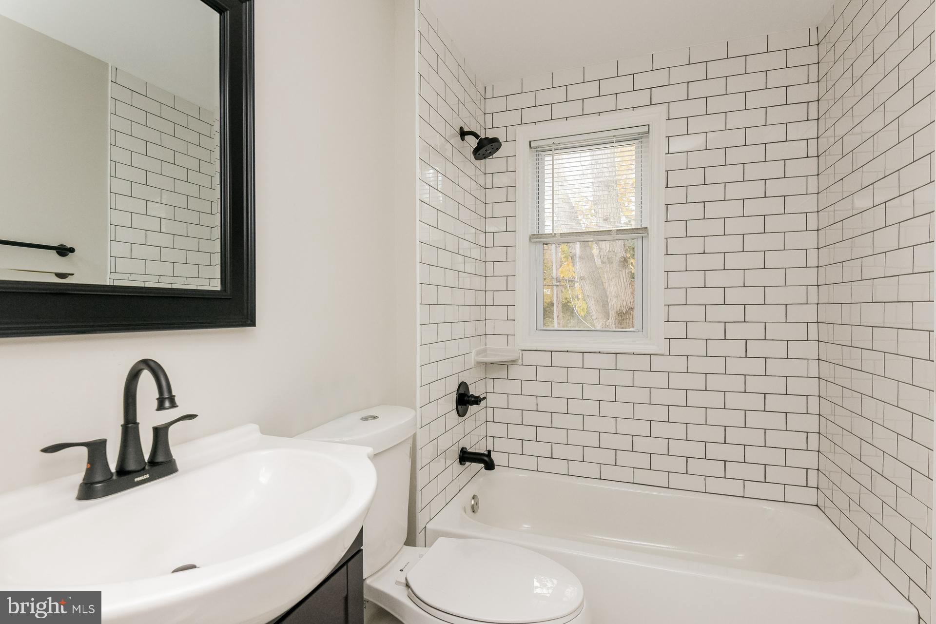 BELAIR-EDISON - Residential Lease