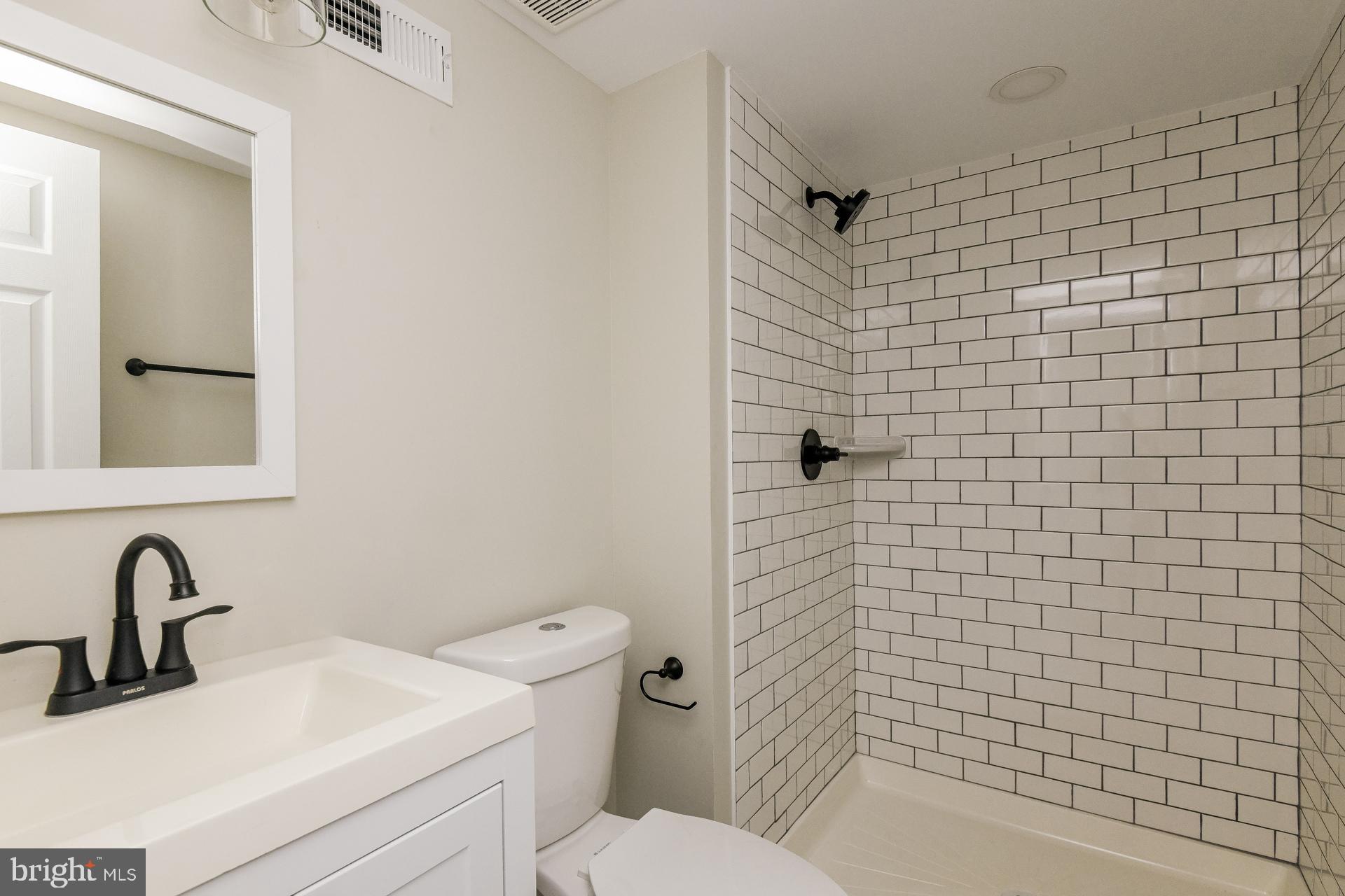 BELAIR-EDISON - Residential Lease