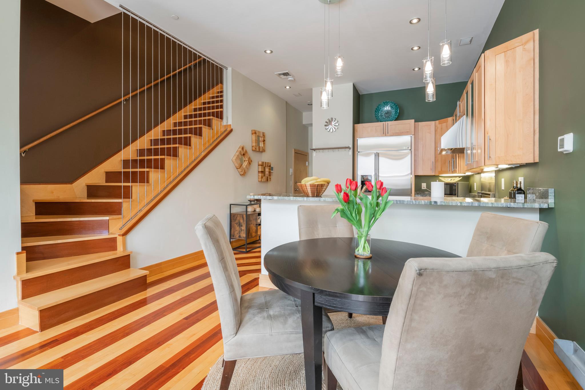 ART MUSEUM AREA - Residential