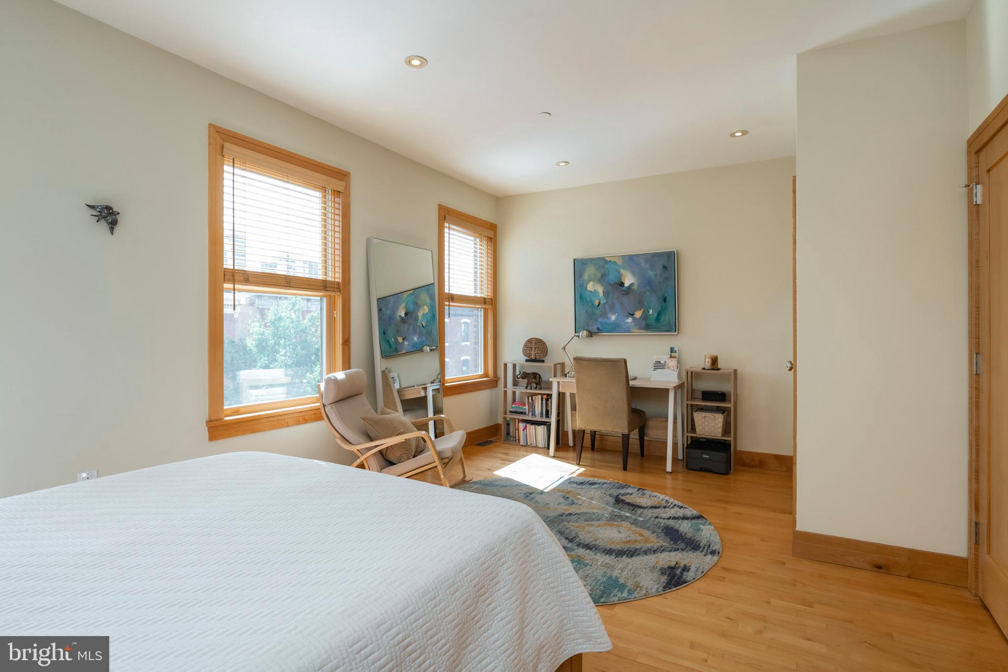 ART MUSEUM AREA - Residential