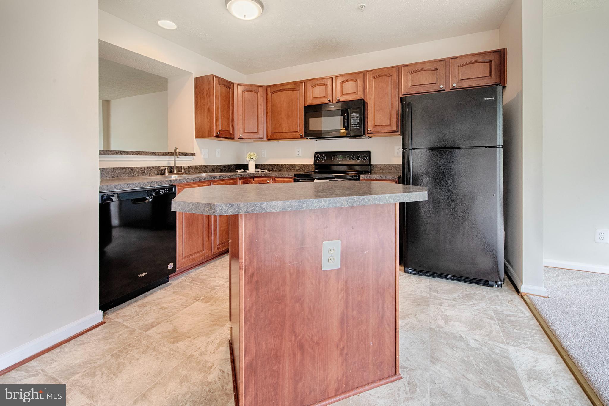 4751 CORALBERRY COURT