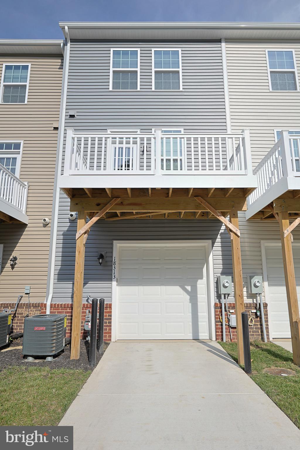 EAGLE ROW - Residential