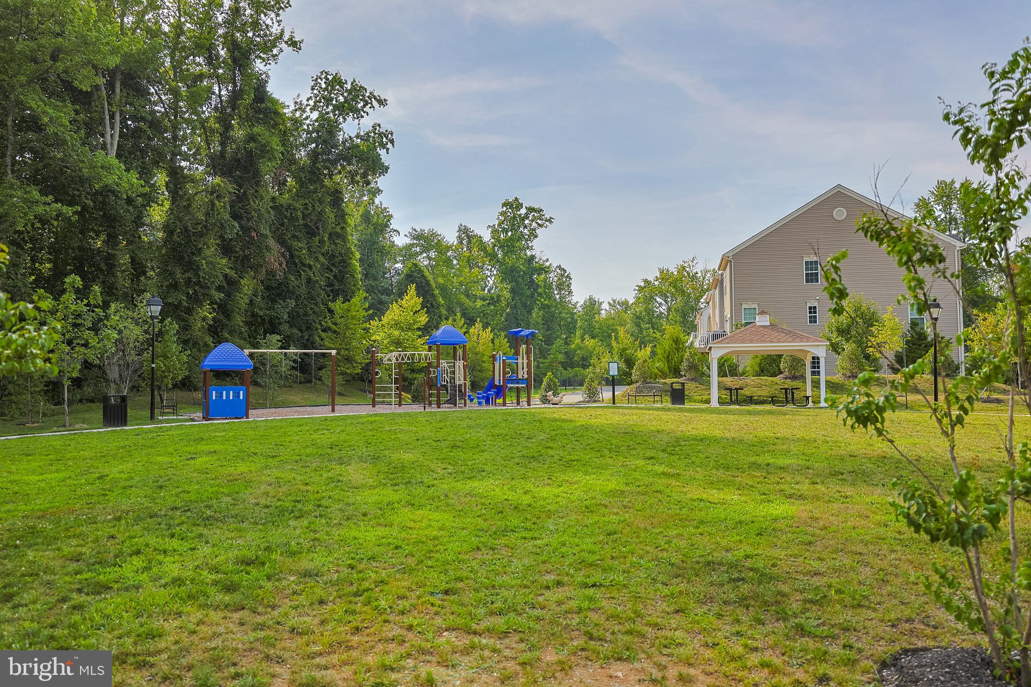 EAGLE ROW - Residential