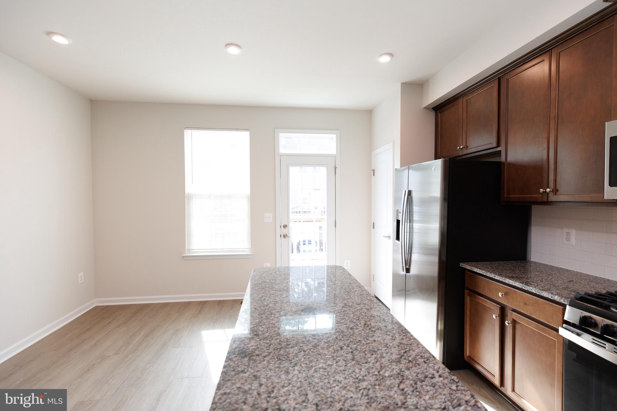 EAGLE ROW - Residential