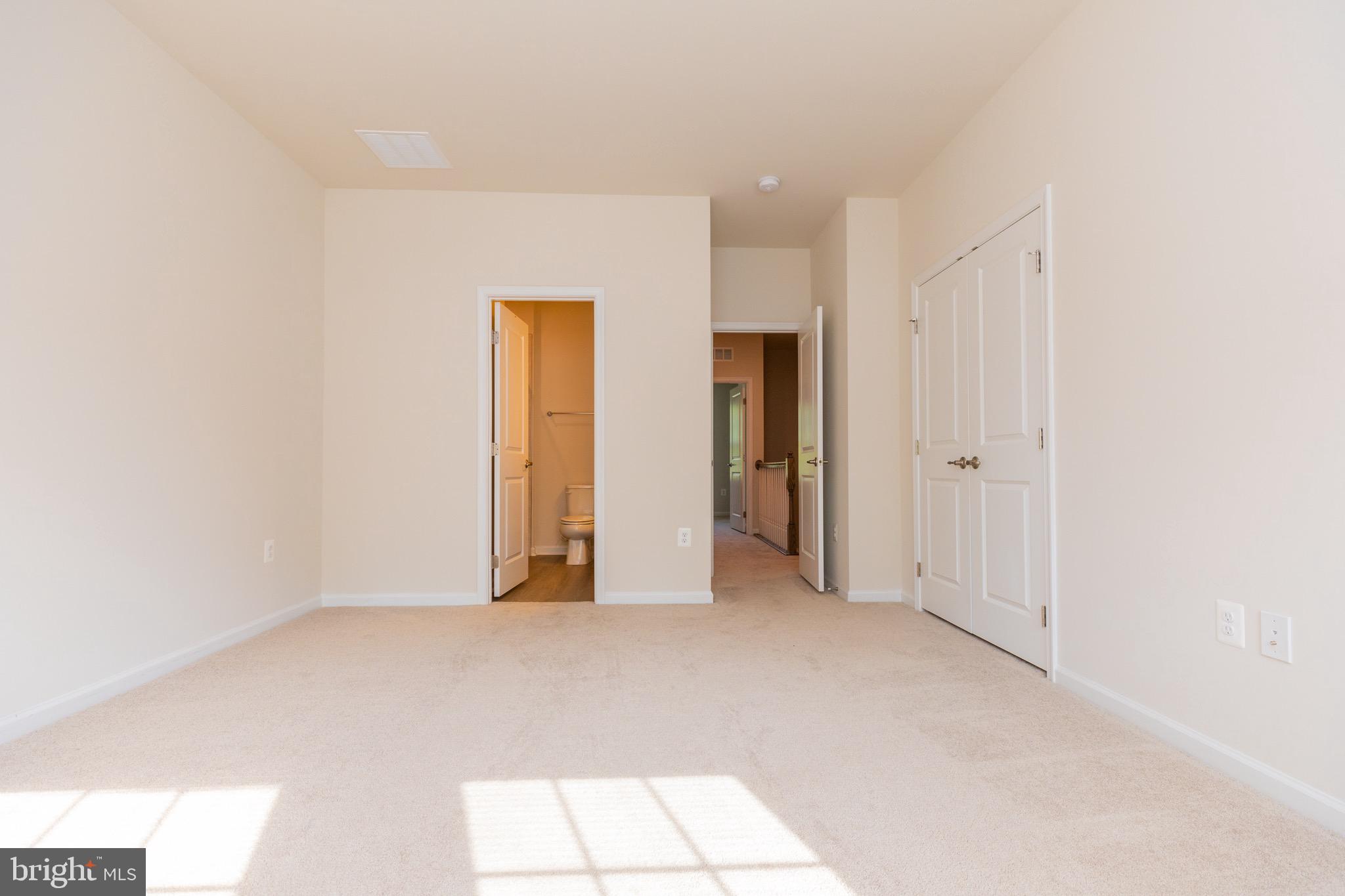 EAGLE ROW - Residential