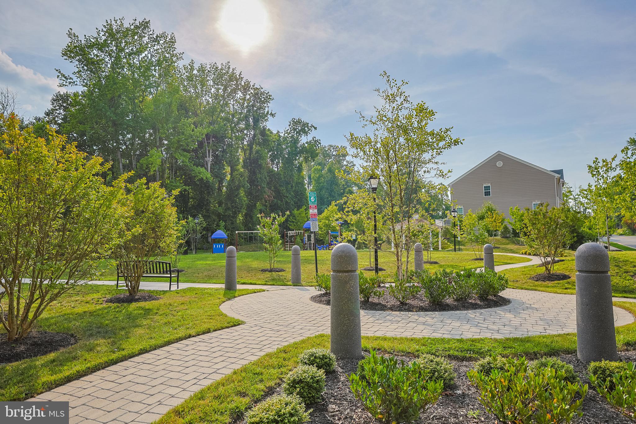 EAGLE ROW - Residential