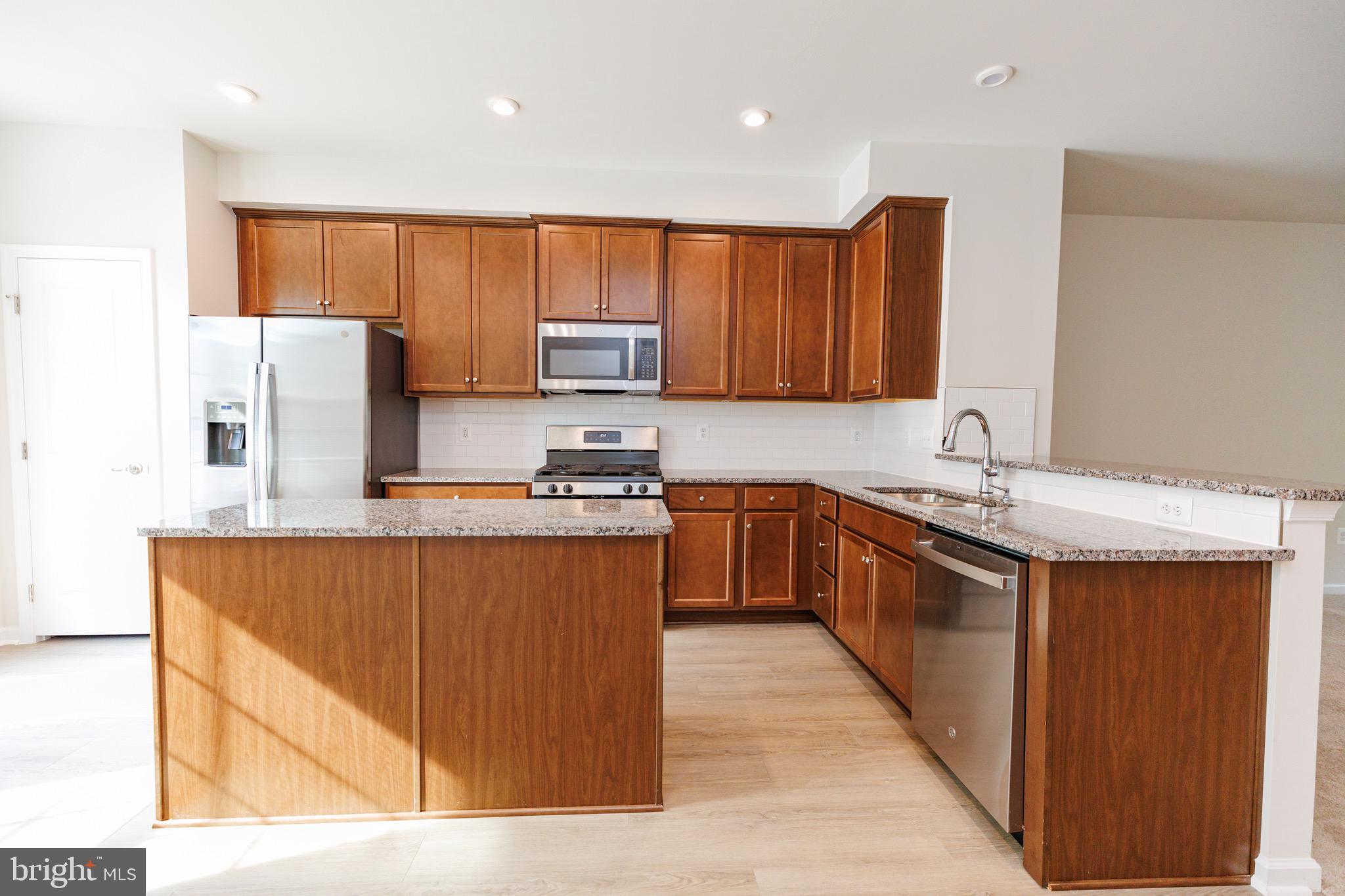 EAGLE ROW - Residential