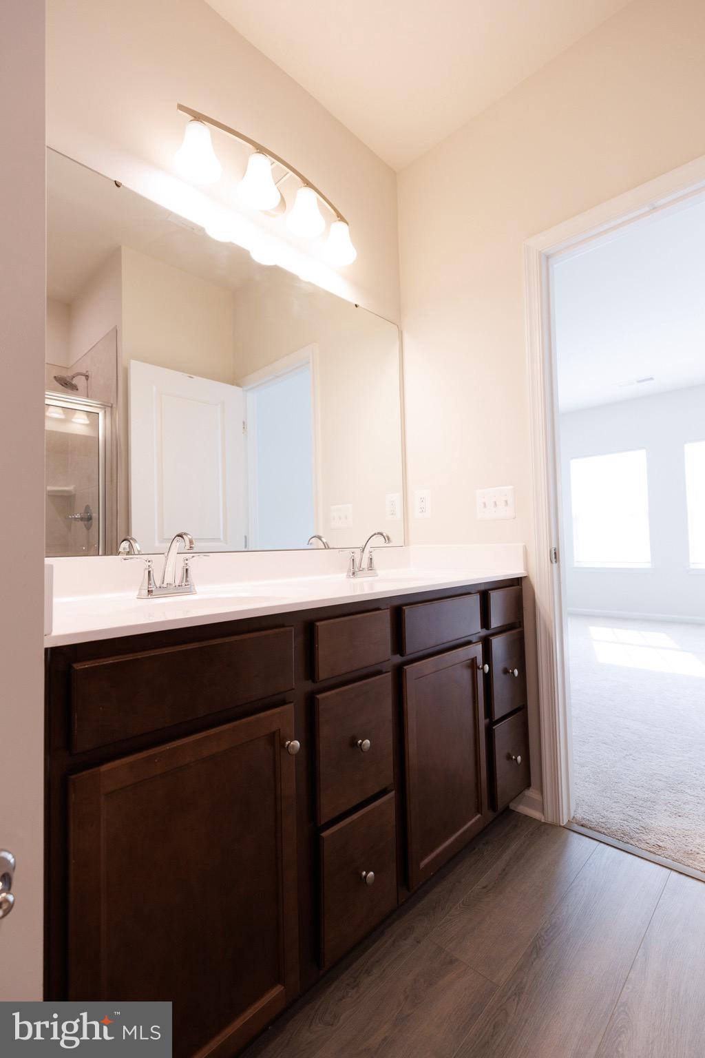 EAGLE ROW - Residential