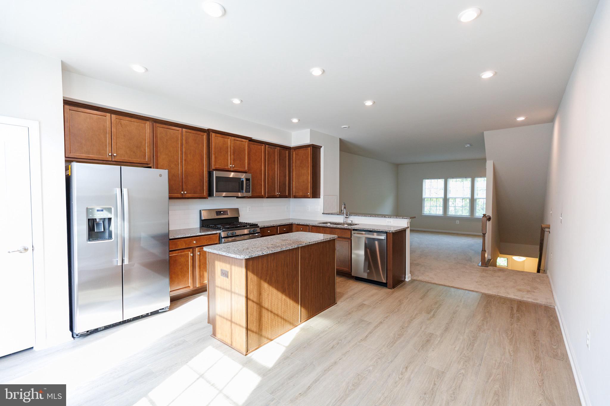 EAGLE ROW - Residential