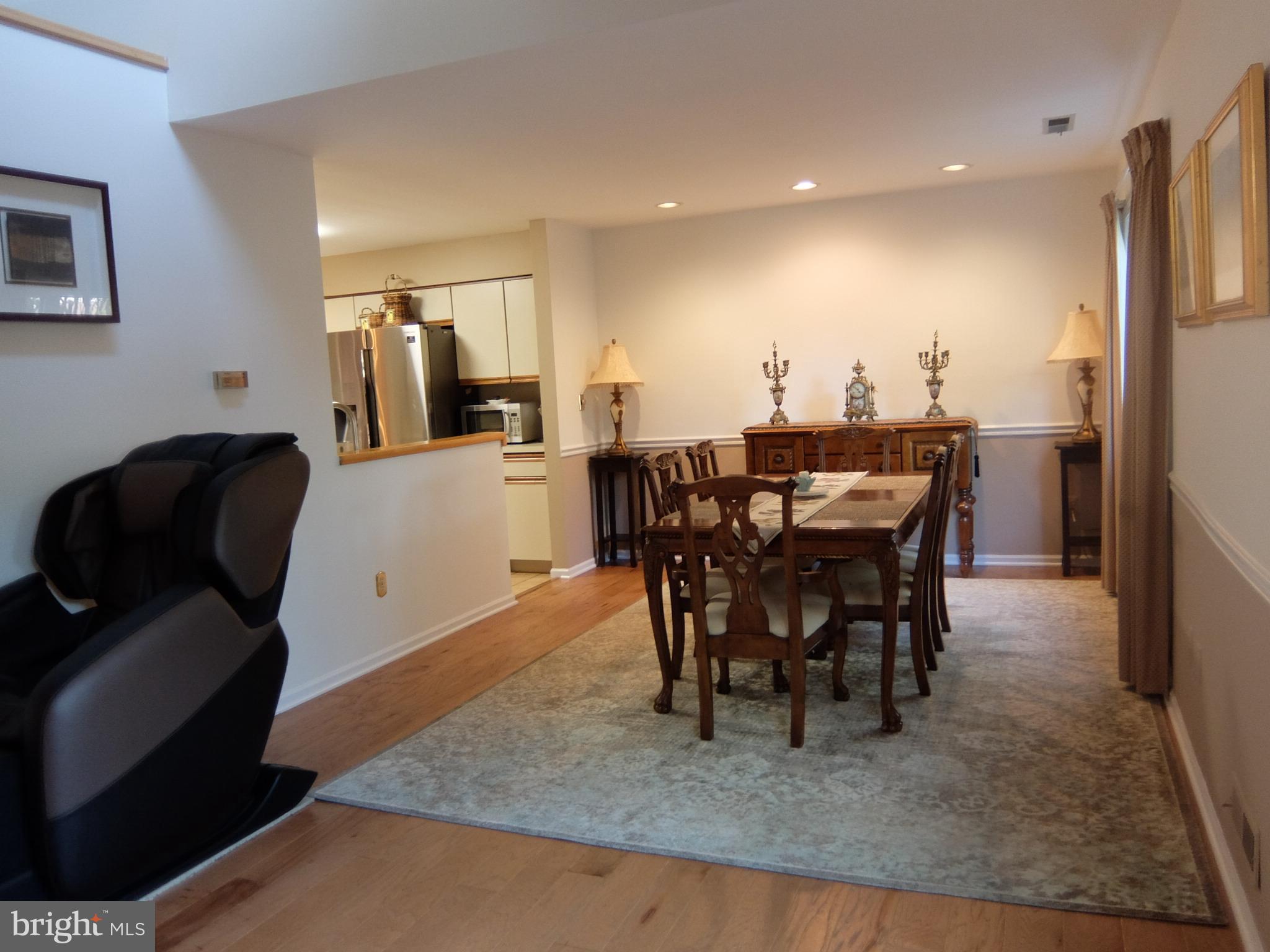 27 WOODMONT