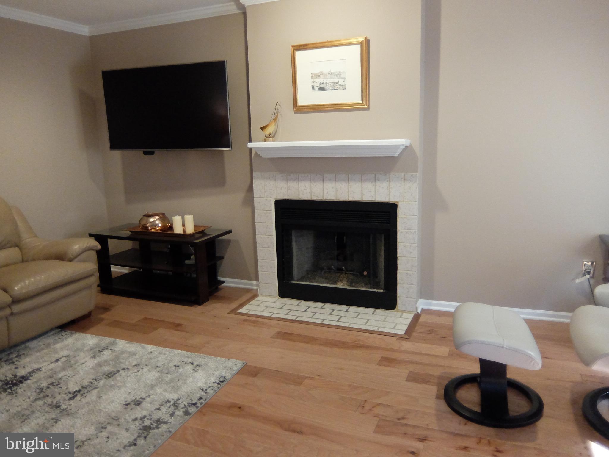 27 WOODMONT