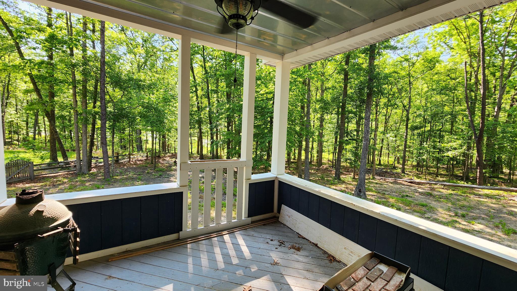 WARDEN LAKE - Residential