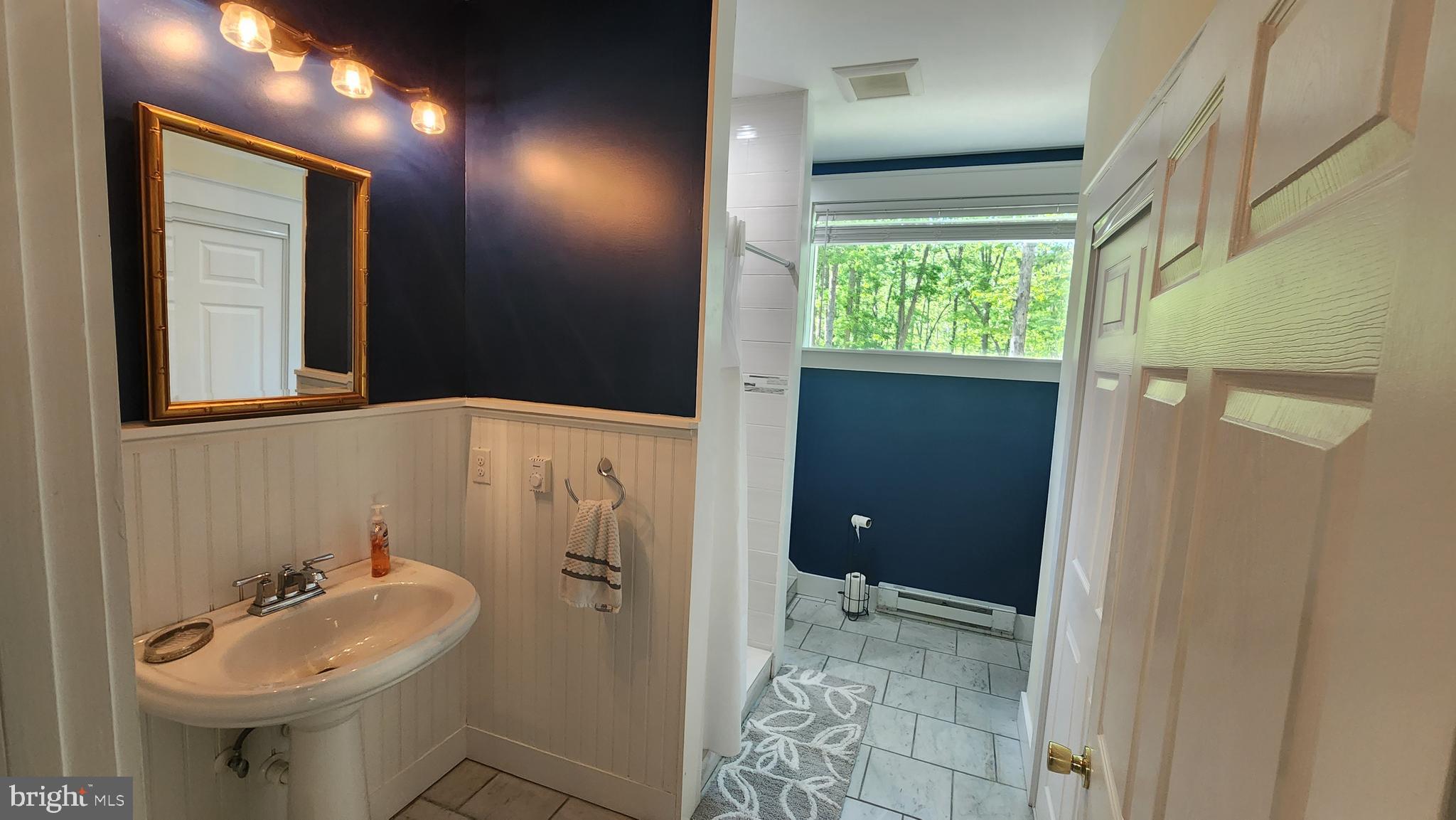 WARDEN LAKE - Residential