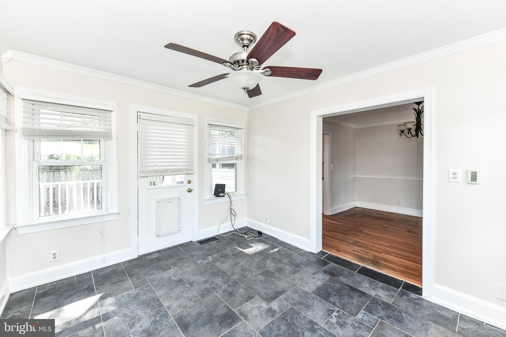 MEMORIAL HEIGHTS - Residential Lease