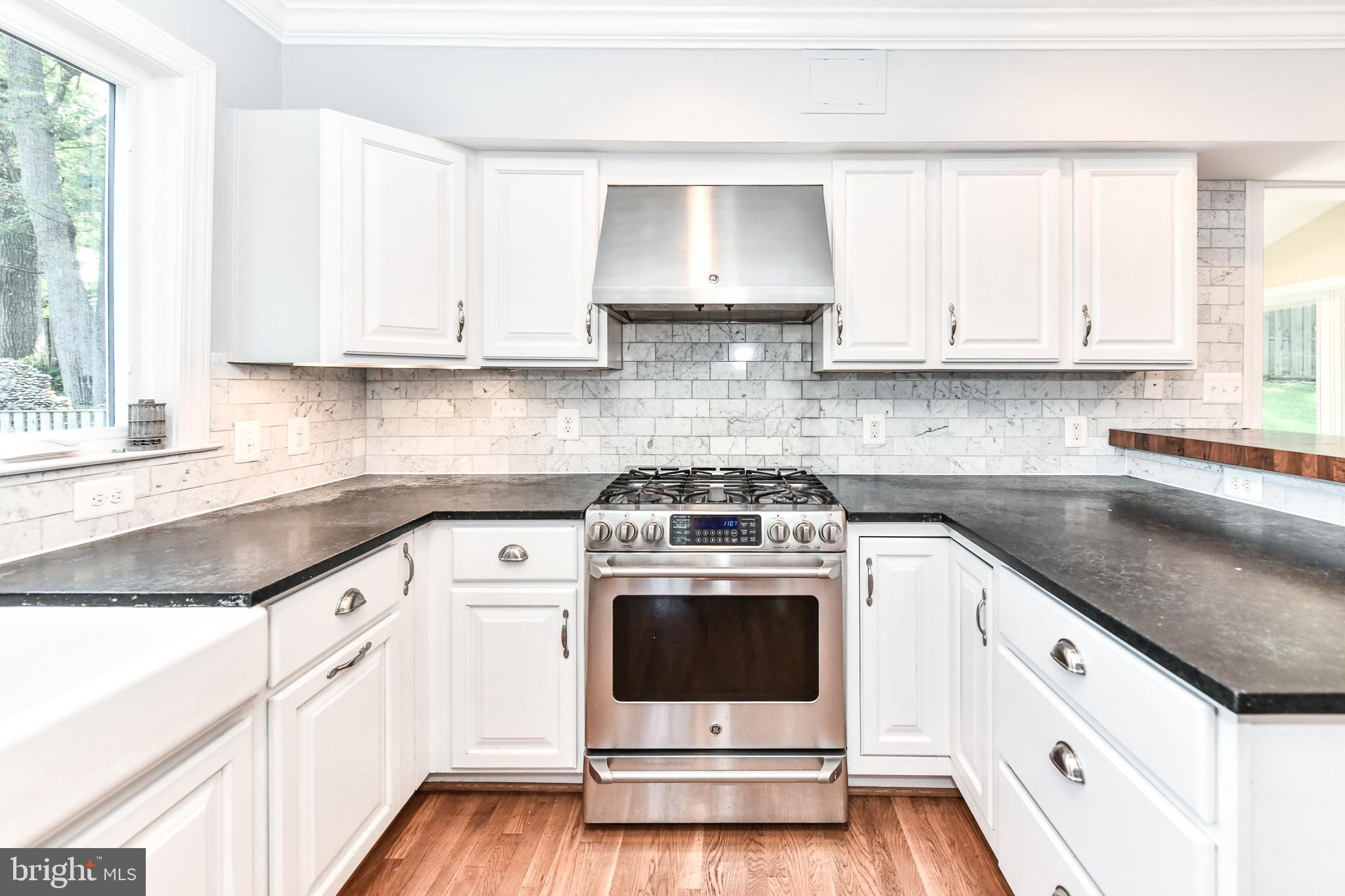 MEMORIAL HEIGHTS - Residential Lease