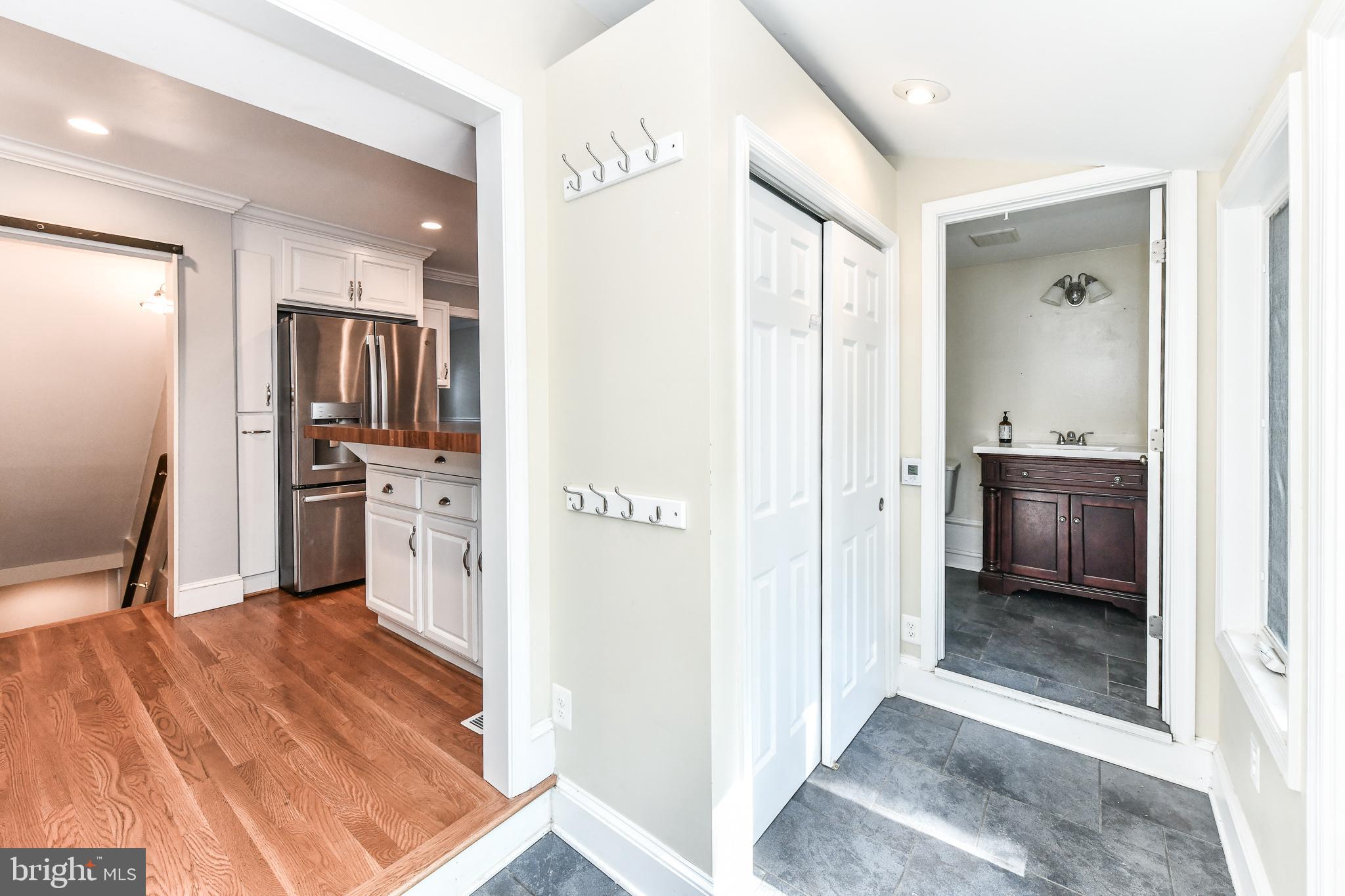 MEMORIAL HEIGHTS - Residential Lease