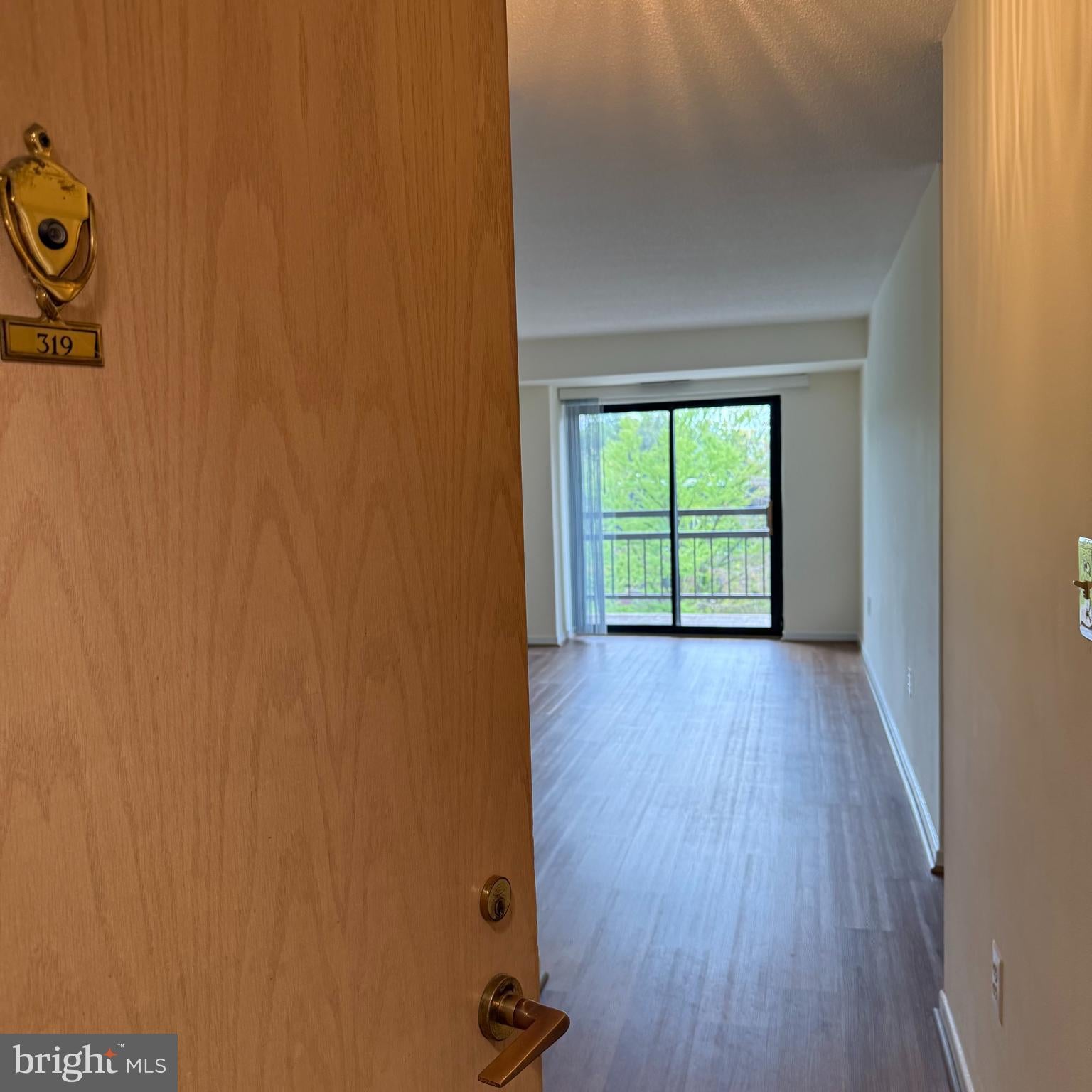 2111 WISCONSIN AVENUE NW 319