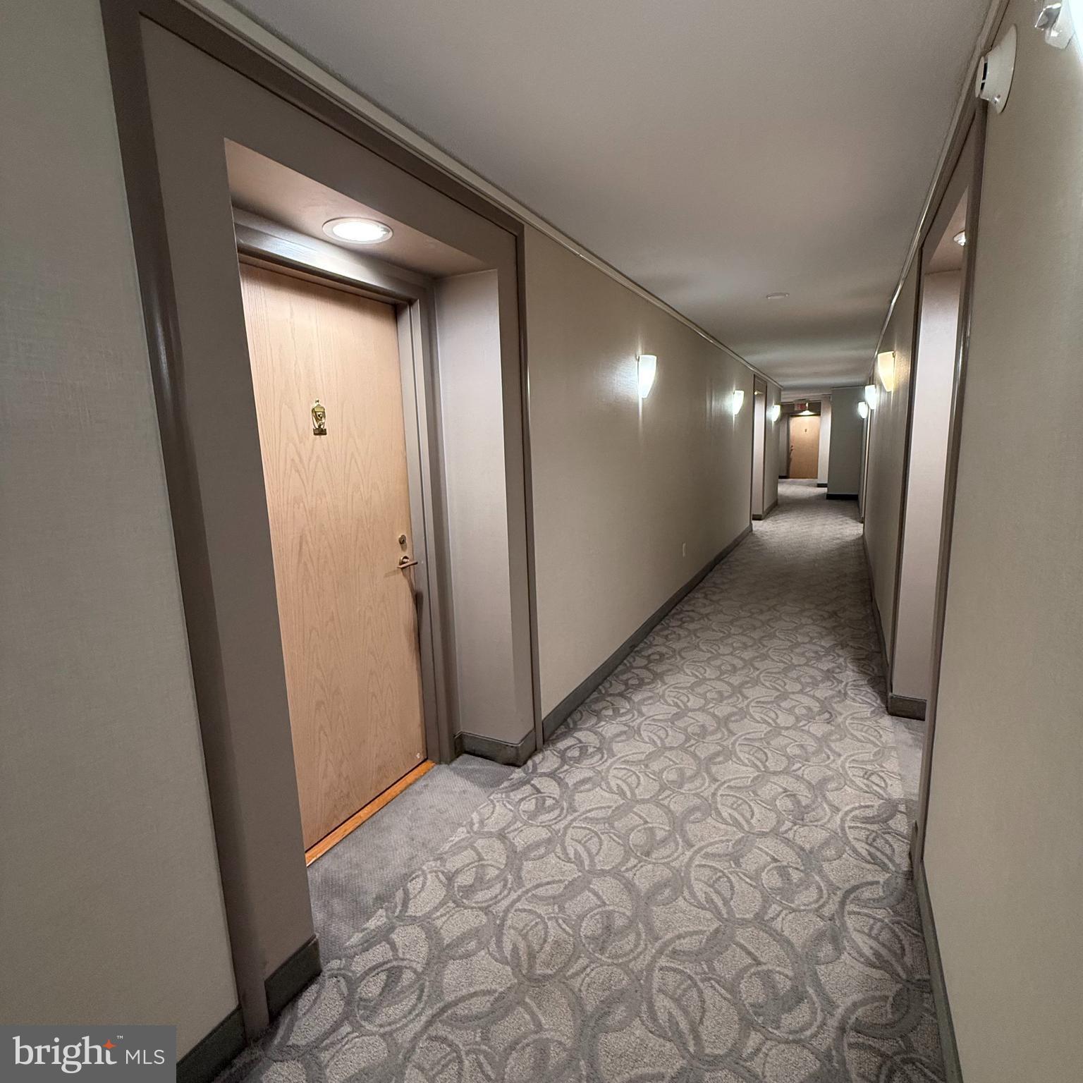 2111 WISCONSIN AVENUE NW 319
