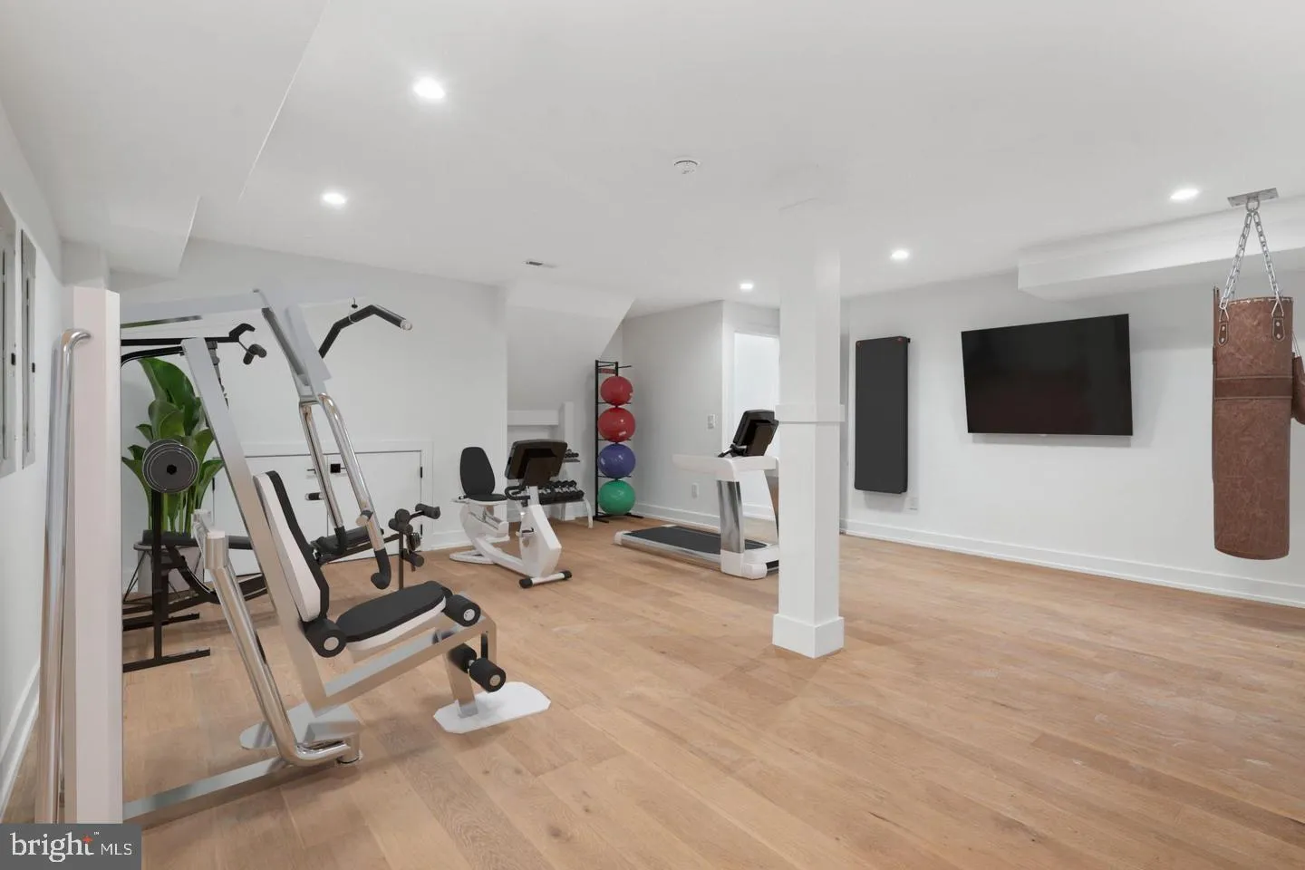 Berwyn, Pennsylvania 19312, United States, 5 Bedrooms Bedrooms, ,6 BathroomsBathrooms,Residential,Active,138791