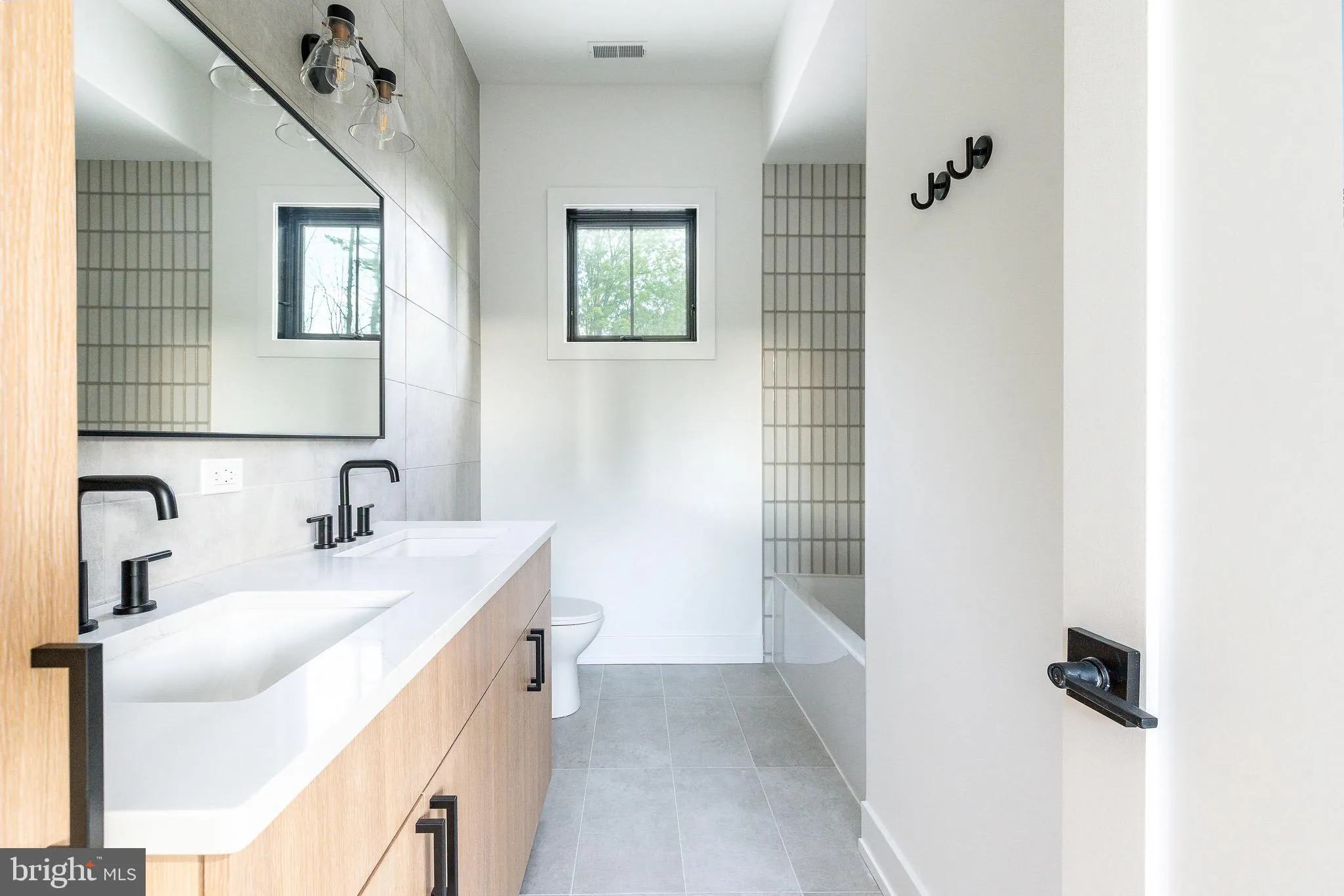 Berwyn, Pennsylvania 19312, United States, 5 Bedrooms Bedrooms, ,6 BathroomsBathrooms,Residential,Active,138791