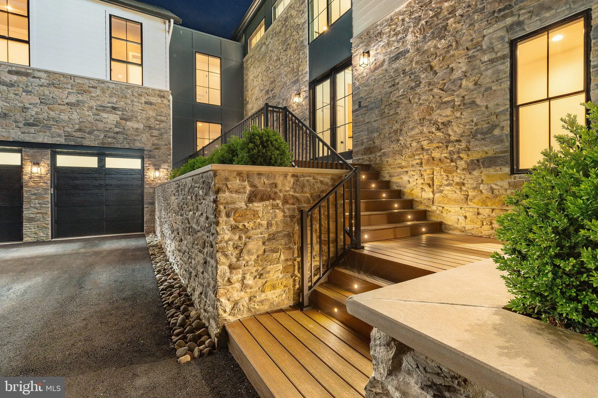 Berwyn, Pennsylvania 19312, United States, 5 Bedrooms Bedrooms, ,6 BathroomsBathrooms,Residential,Active,138791