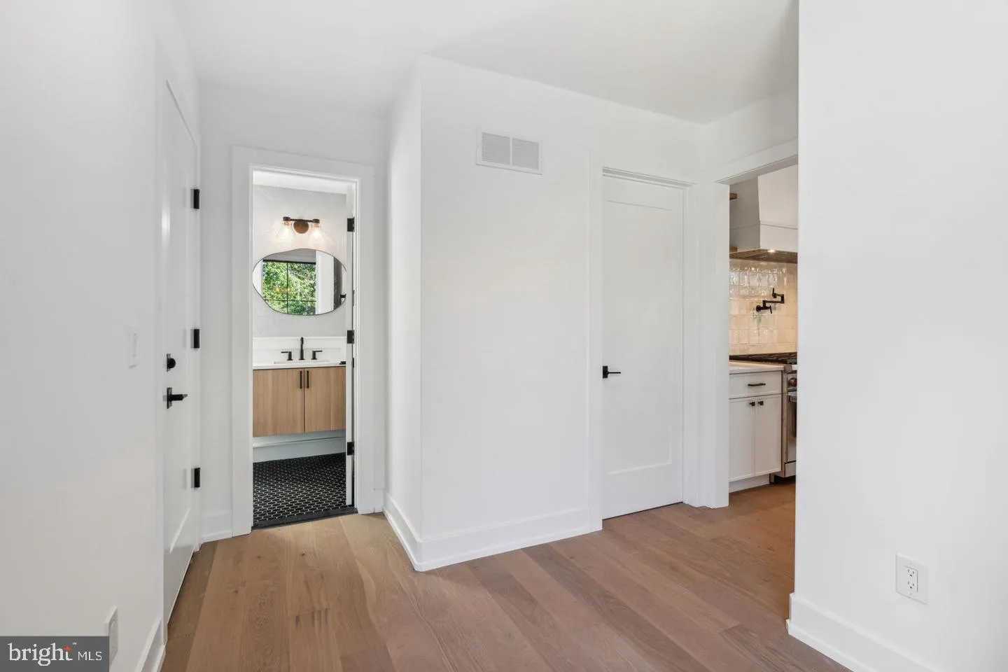 Berwyn, Pennsylvania 19312, United States, 5 Bedrooms Bedrooms, ,6 BathroomsBathrooms,Residential,Active,138791