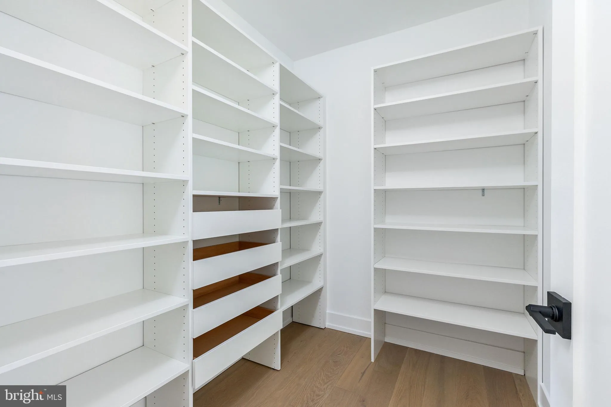 Berwyn, Pennsylvania 19312, United States, 5 Bedrooms Bedrooms, ,6 BathroomsBathrooms,Residential,Active,138791