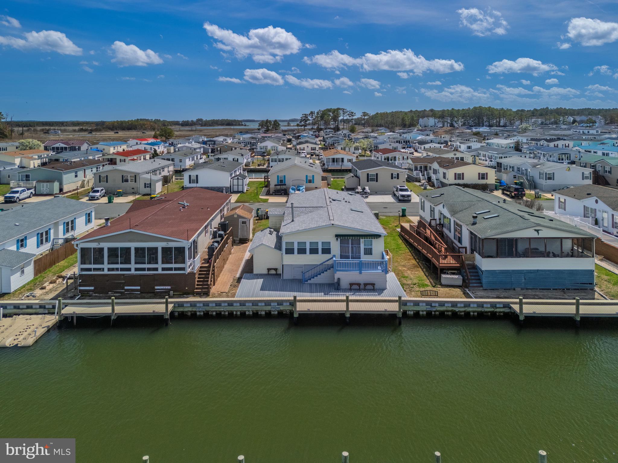 MARINERS COVE - Residential