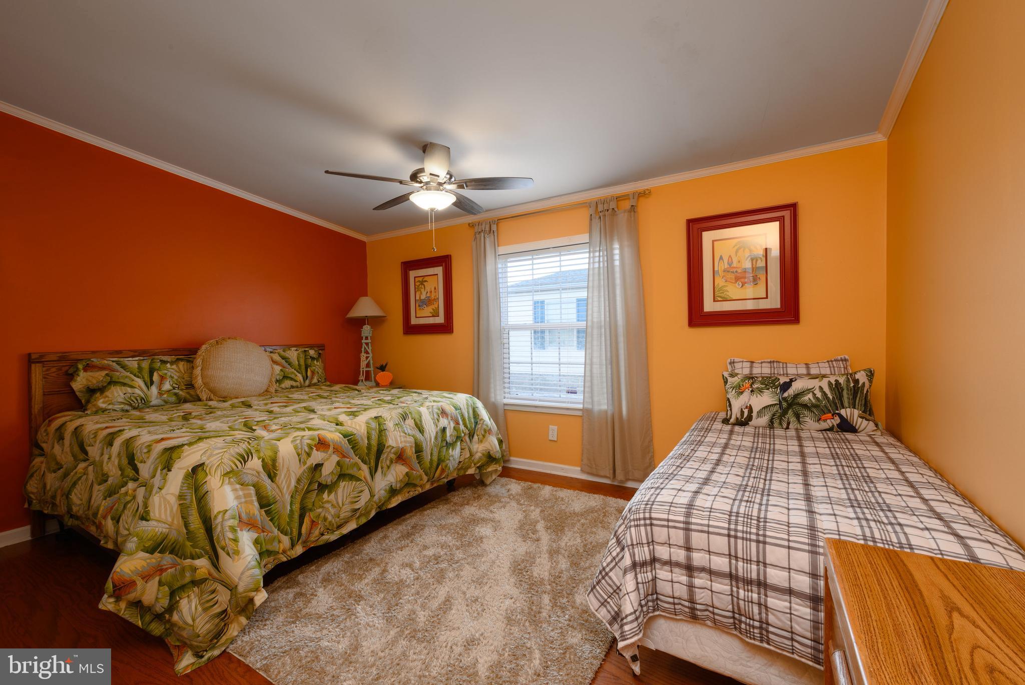 MARINERS COVE - Residential